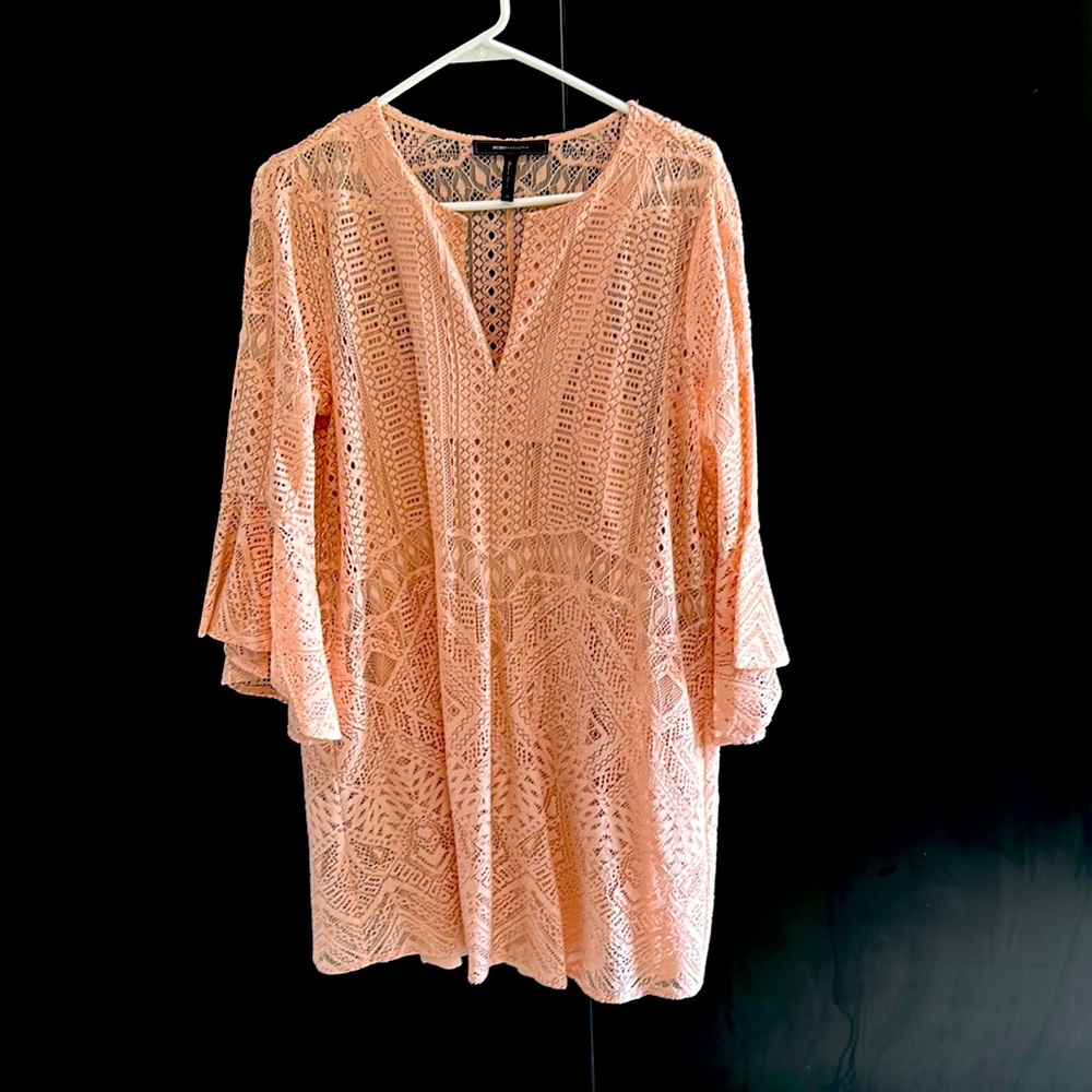 Lost weight. Wore once. Pink/peachy tone